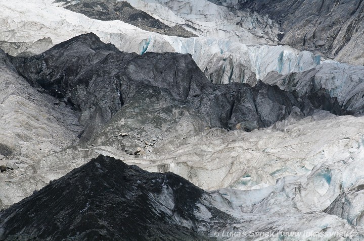 img00077.jpg